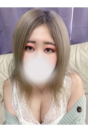 みいな