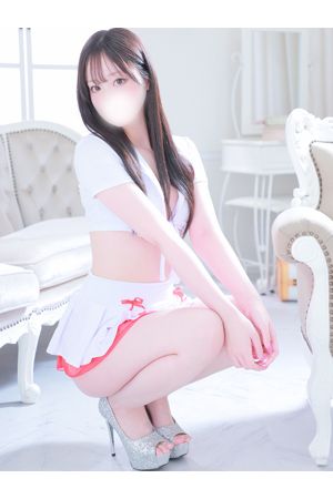 なお3