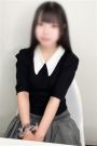 てる