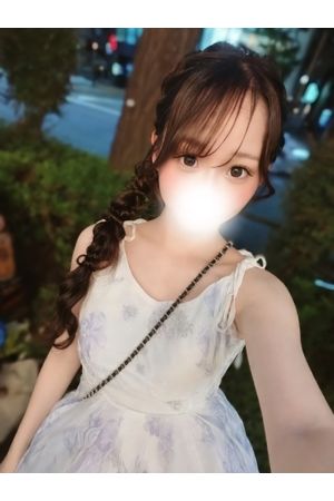 初美しゅり