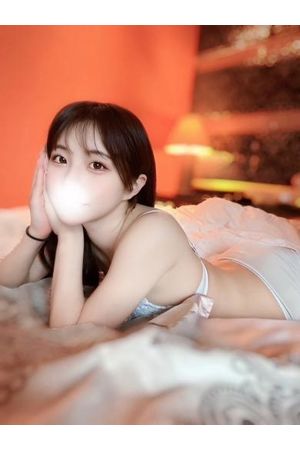佐名ここな