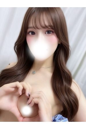 愛沢ゆいか