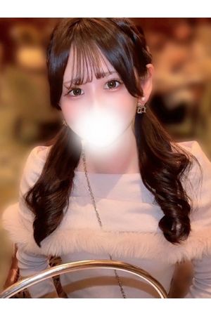雫りりな