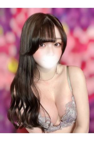 鈴本ましろ