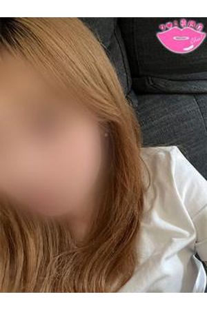ゆりな
