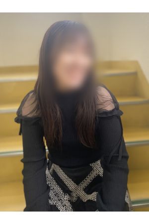 山下なな