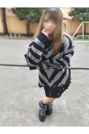 山本りあ