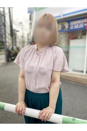 古賀まや