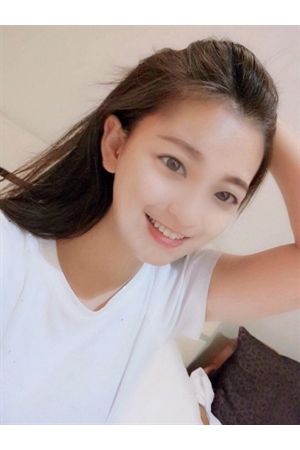 柏 人妻