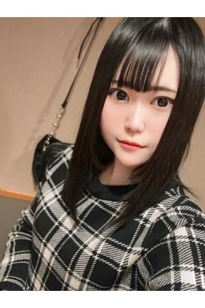 新人あおい