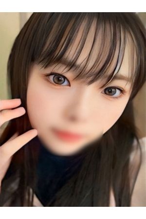 新人りせ