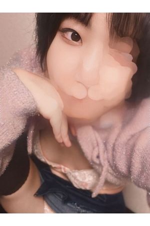 新人あけみ