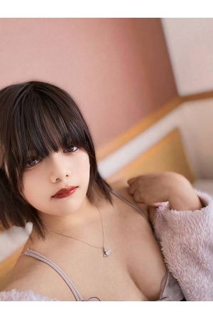 新人めあ