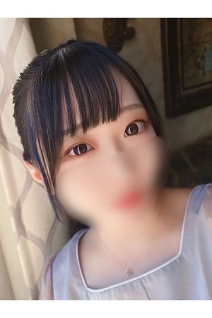新人ゆうな