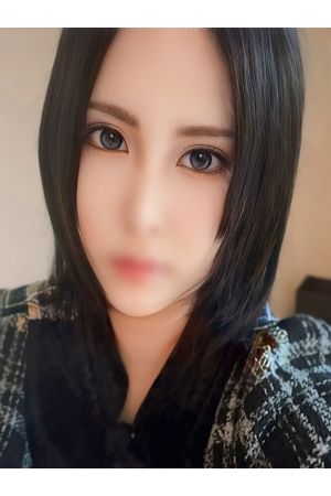 新人りあ
