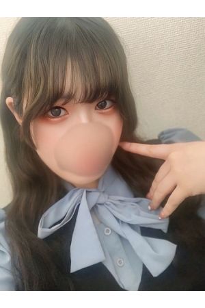 新人くらら