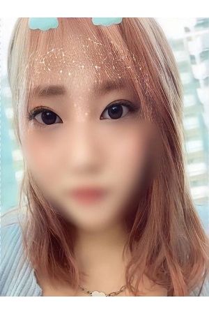 新人ひとみ