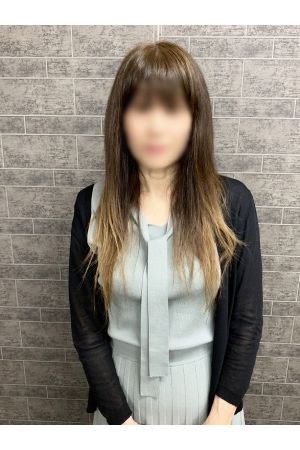 あきな