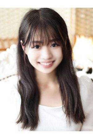 大川まりな