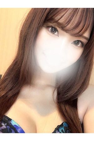 白崎れみ
