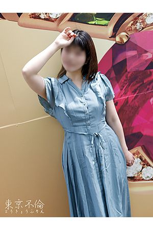 小室ゆうり